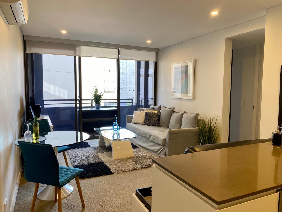 Governor Luxe 1 Bedroom Apartment In The Heart Of Barton Wifi Gym Wine Secure Parking Canberra Kingston Exterior foto