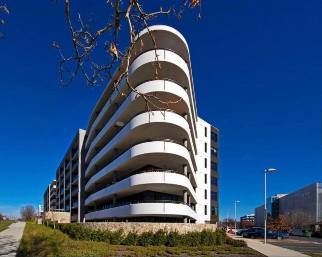 Governor Luxe 1 Bedroom Apartment In The Heart Of Barton Wifi Gym Wine Secure Parking Canberra Kingston Exterior foto